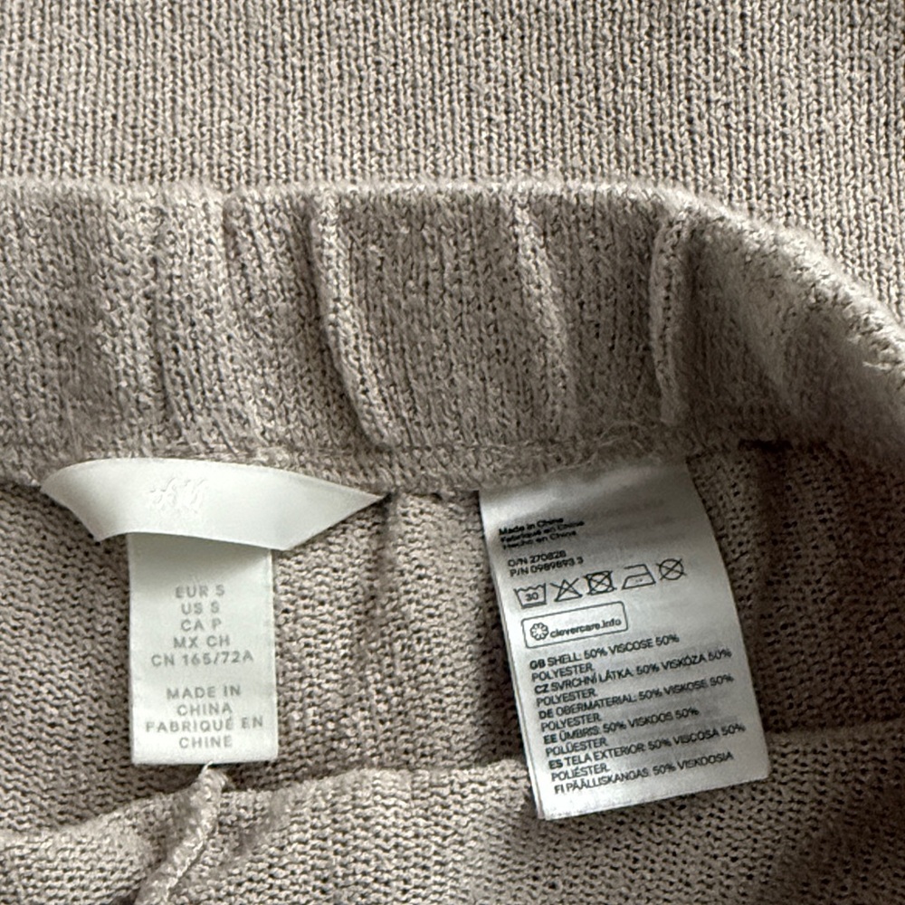 H&M Beige Knit Set - Picture 2 of 3